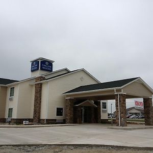 Cobblestone Hotel & Suites - Newton